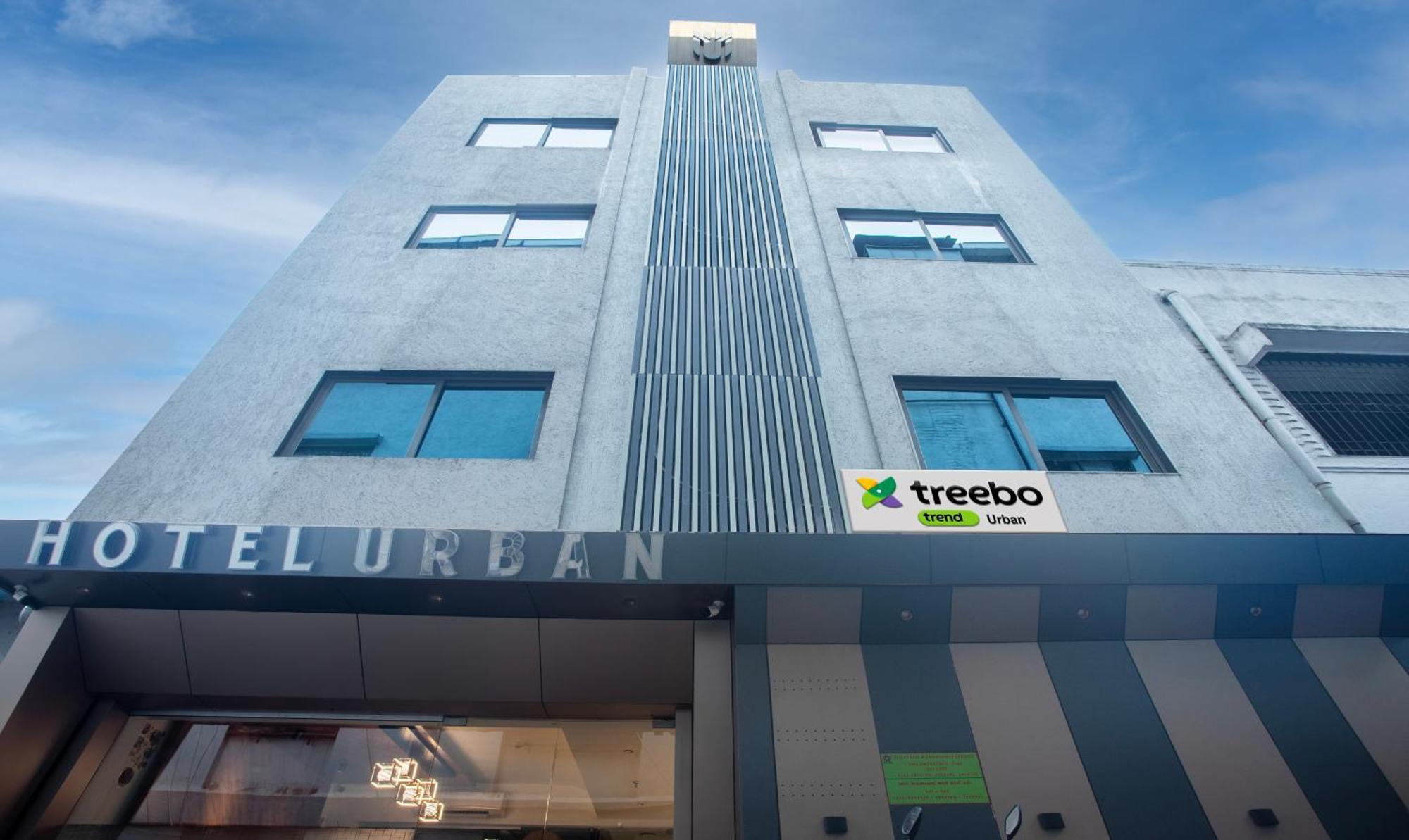 Hotel Treebo Urban, 1 Km From Railway Station Surat Exterior foto